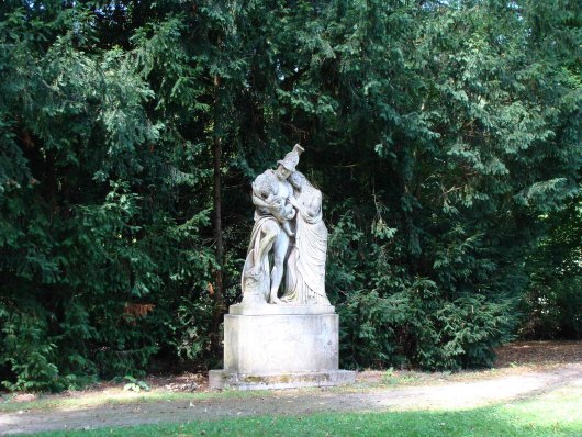'Hektors Abschied' - eine der Skulpturen im Park